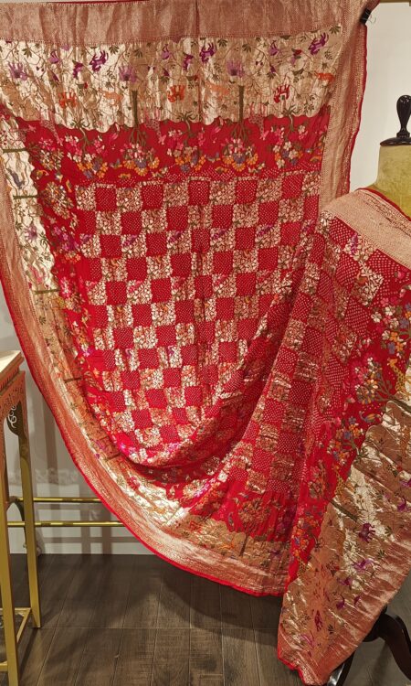 Sone ki Phoolkari: Garchola Dupatta in Red with Gold Weave & Meena Blooms