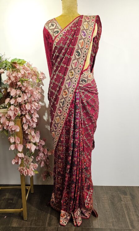 Maroon bandhani saree