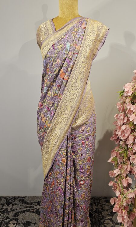 Lilac colour bandhani saree