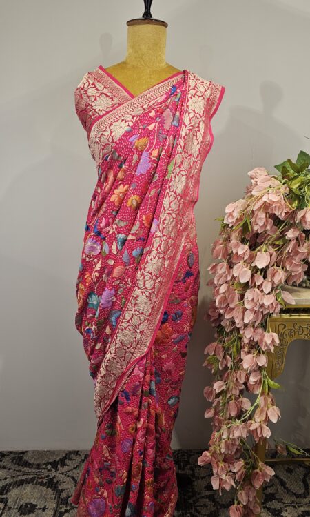 Pink colour bandhani saree