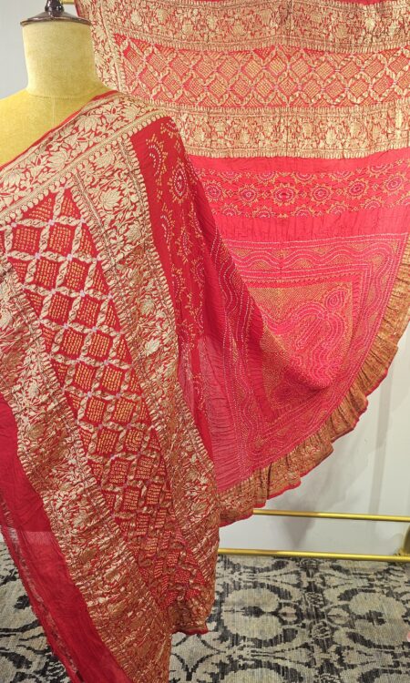 Red colour duppatta with all over bandhani (odhana)