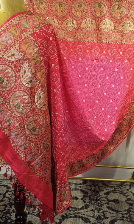 Pink ombre bandhani duppatta