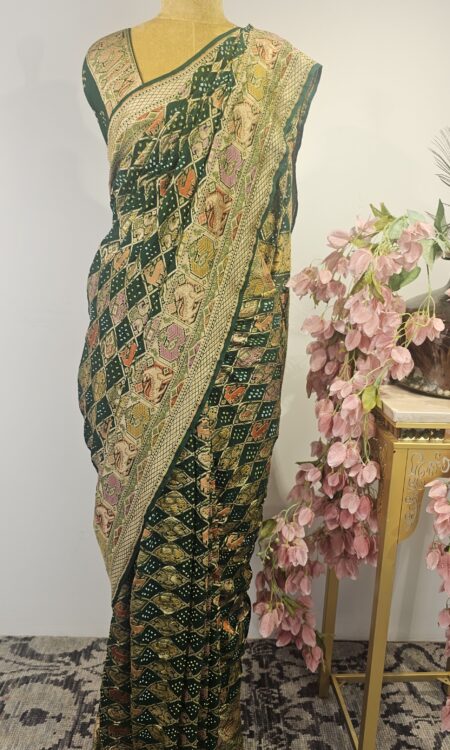 Green bandhani saree