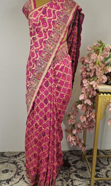 Pink bandhani saree