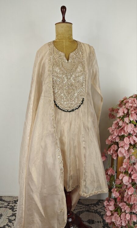 Ivory color kurthi set
