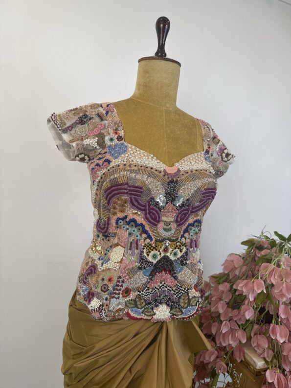 Discover Exceptional Indian Designer Wear At KKASHI Products Page