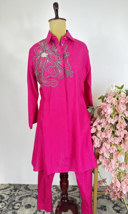 Hot pink colour cord set