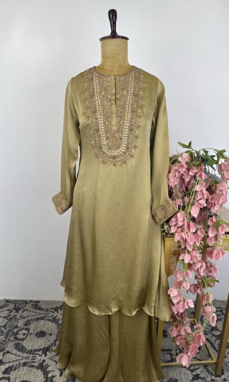 Light mehendi green colour Aline top with flared pants