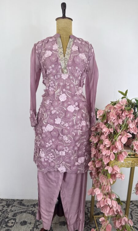 Lilac colour cordset