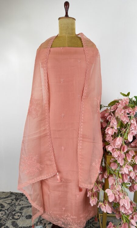 Pink colour unstitched suit