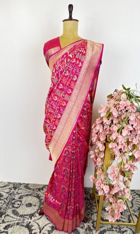 Pink colour Banarasi silk saree