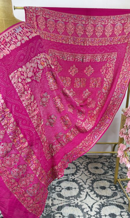 Rani pink colour bandhani dupatta