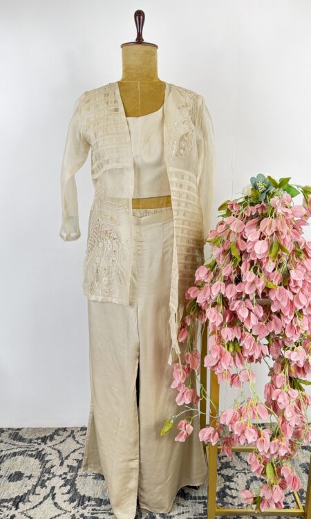 Beige colour cord set