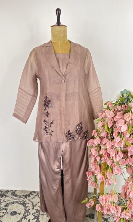 Brown colour cord set