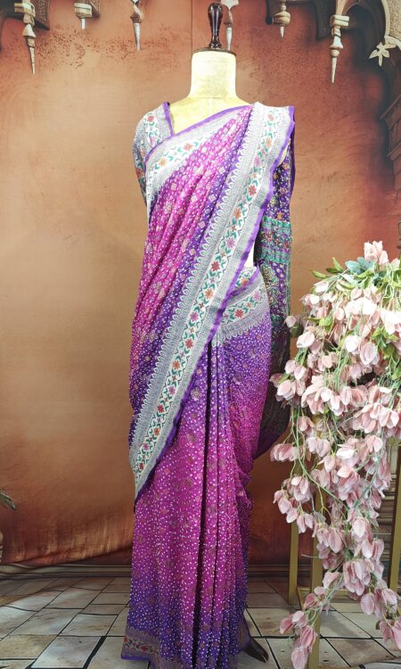 Purple - pink bandhani saree
